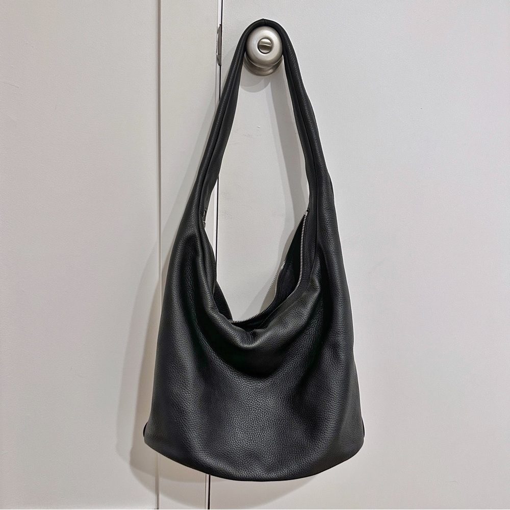 Banana Republic black leather shoulder hobo bag